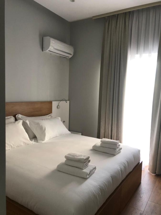 Andys Rooms Hotel Тирана Екстер'єр фото